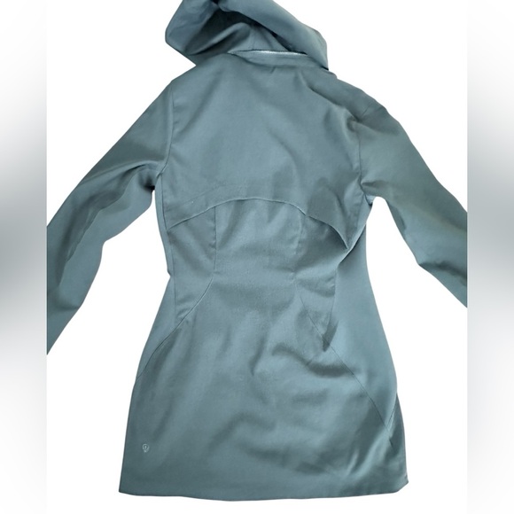 Lululemon like a glove jacket teal shadow sz 4 Jacket All weather Wind Rain
A221 - Picture 9 of 11